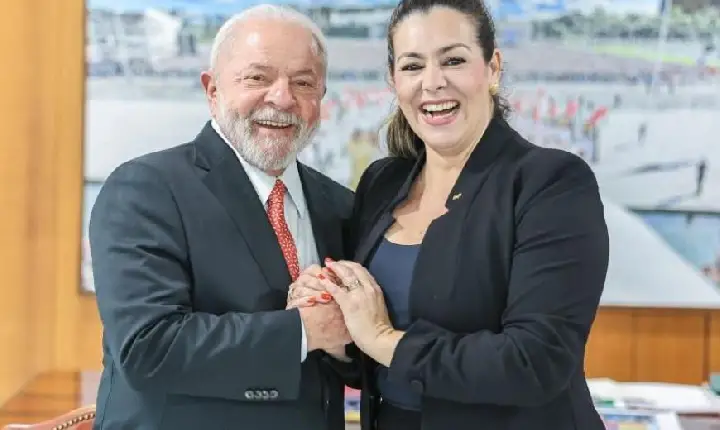 Cinthia cumpre agenda ao lado de Lula nesta terça-feira, 26, em Brasília