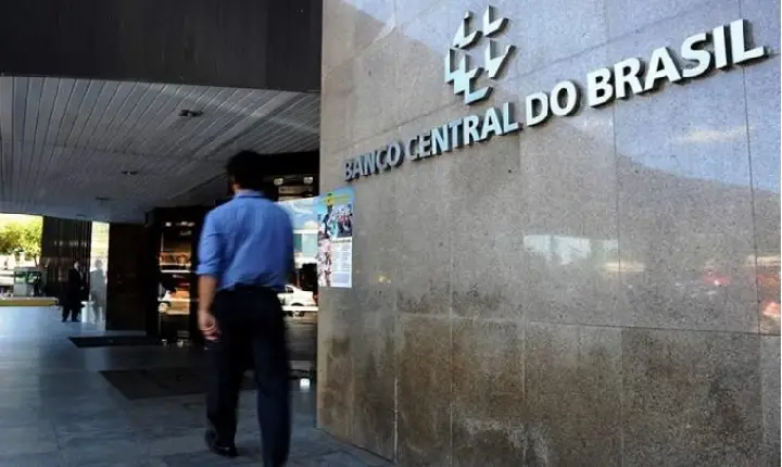 concursos públicos com salários que chegam a R$ 21 mil