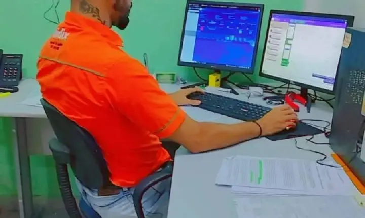 Da limpeza à tecnologia de fibra óptica: Parceria entre Huawei e SENAI transforma a vida de gari em Araguaína