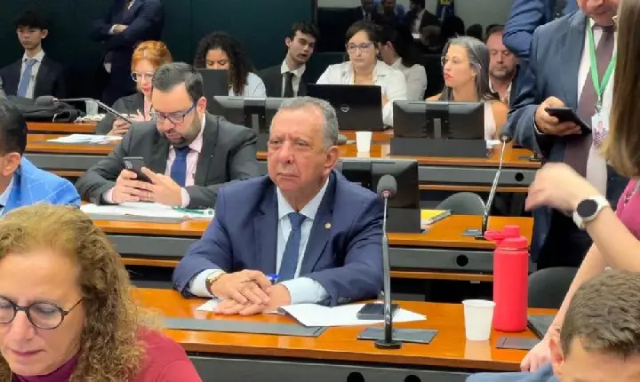 Deputado Federal Antonio Andrade vota favorável ao Piso Salarial da Fisioterapia