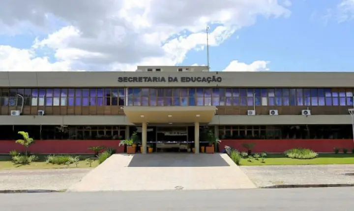 Em novo corte, Governo do Tocantins dispensa ou exonera quase 400 diretores de escolas