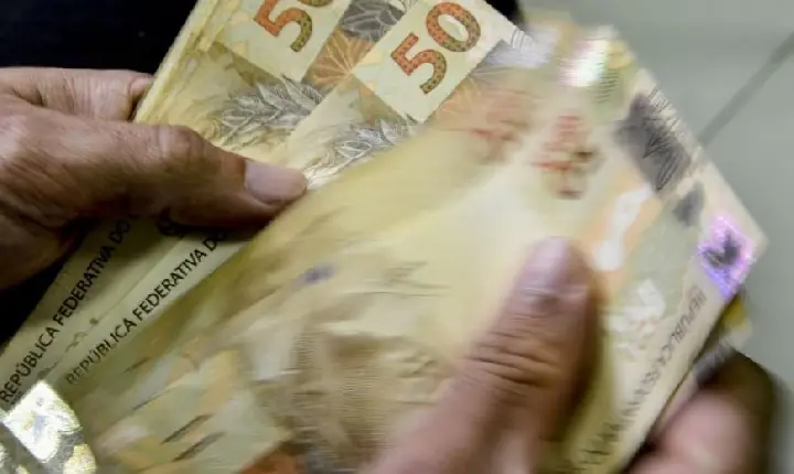 Mutirão para cidadão negociar dívidas com bancos e varejo começa nesta segunda