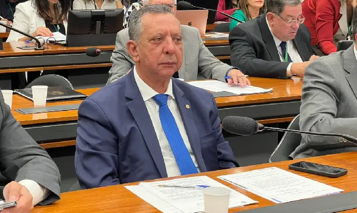PL do Controle do Câncer Colorretal é aprovado com relatoria do deputado Antonio Andrade