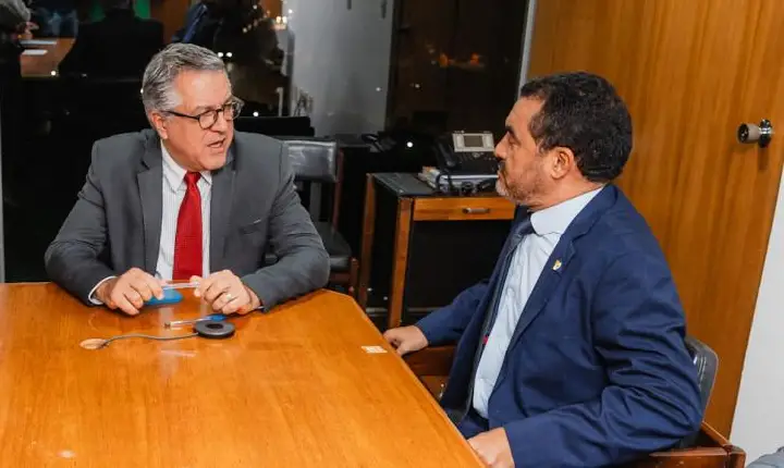 Wanderlei se reúne com ministro Alexandre Padilha em busca de empréstimo de US$ 200 milhões